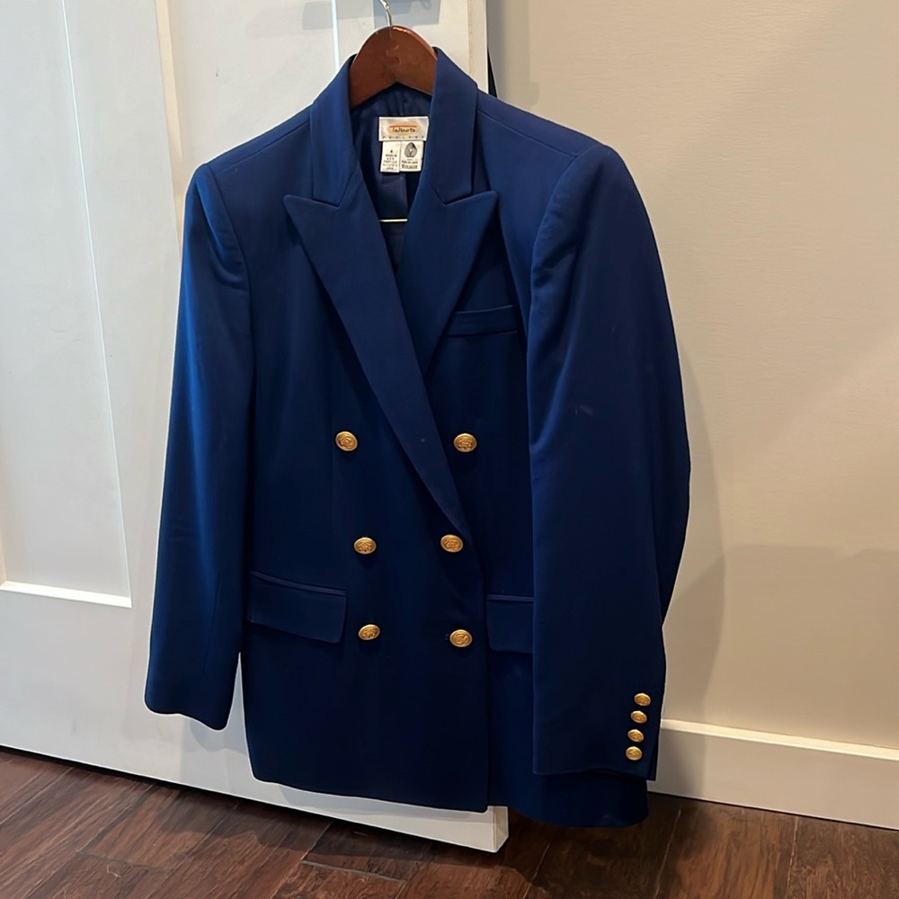 Navy Wool Blazer Size 4 Petite.